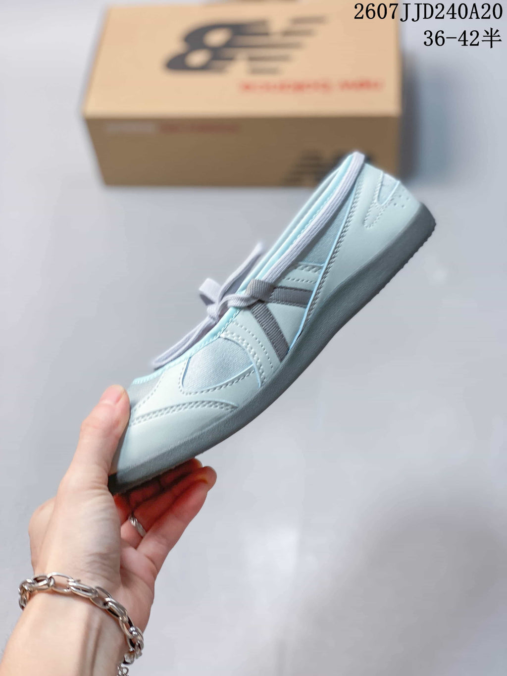New Balance Flat Breeze Women's Mary Jane Sneakers Light Blue