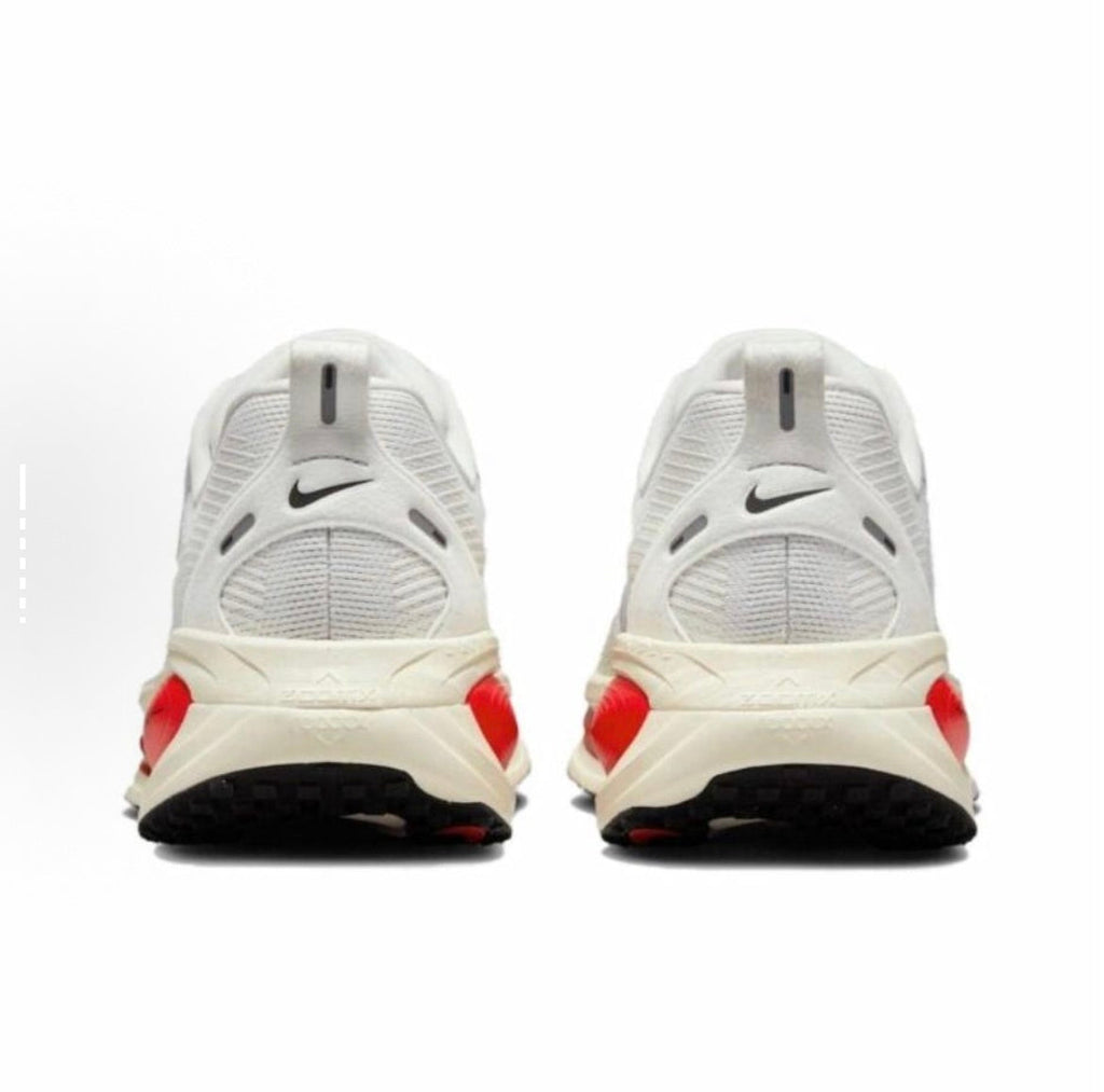 Nike Vomero 18 Running Shoes White Red HM6803-001