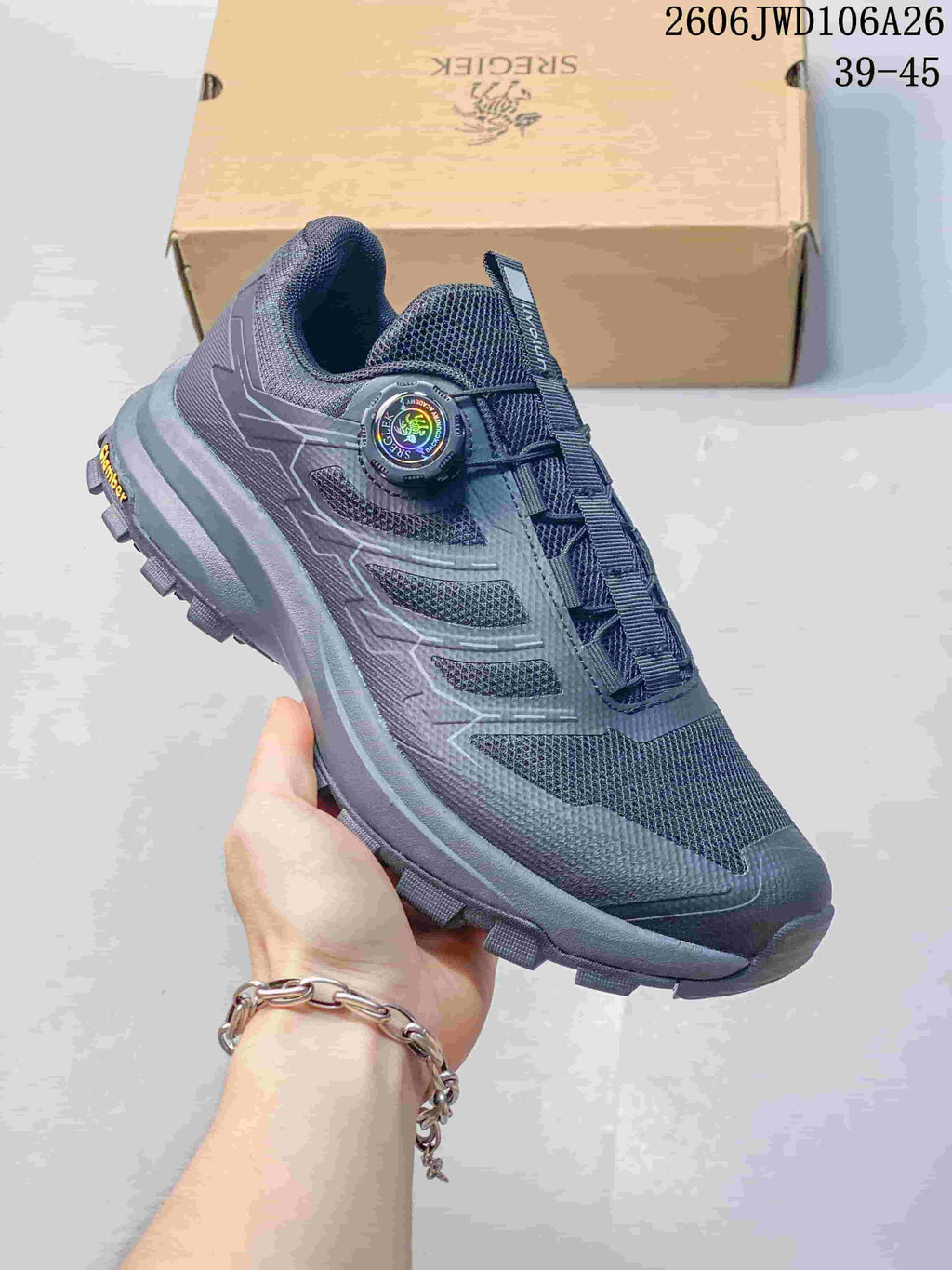 SREGIEK 612660TOI Color-Block Trail Sneakers 2606JWD106A26