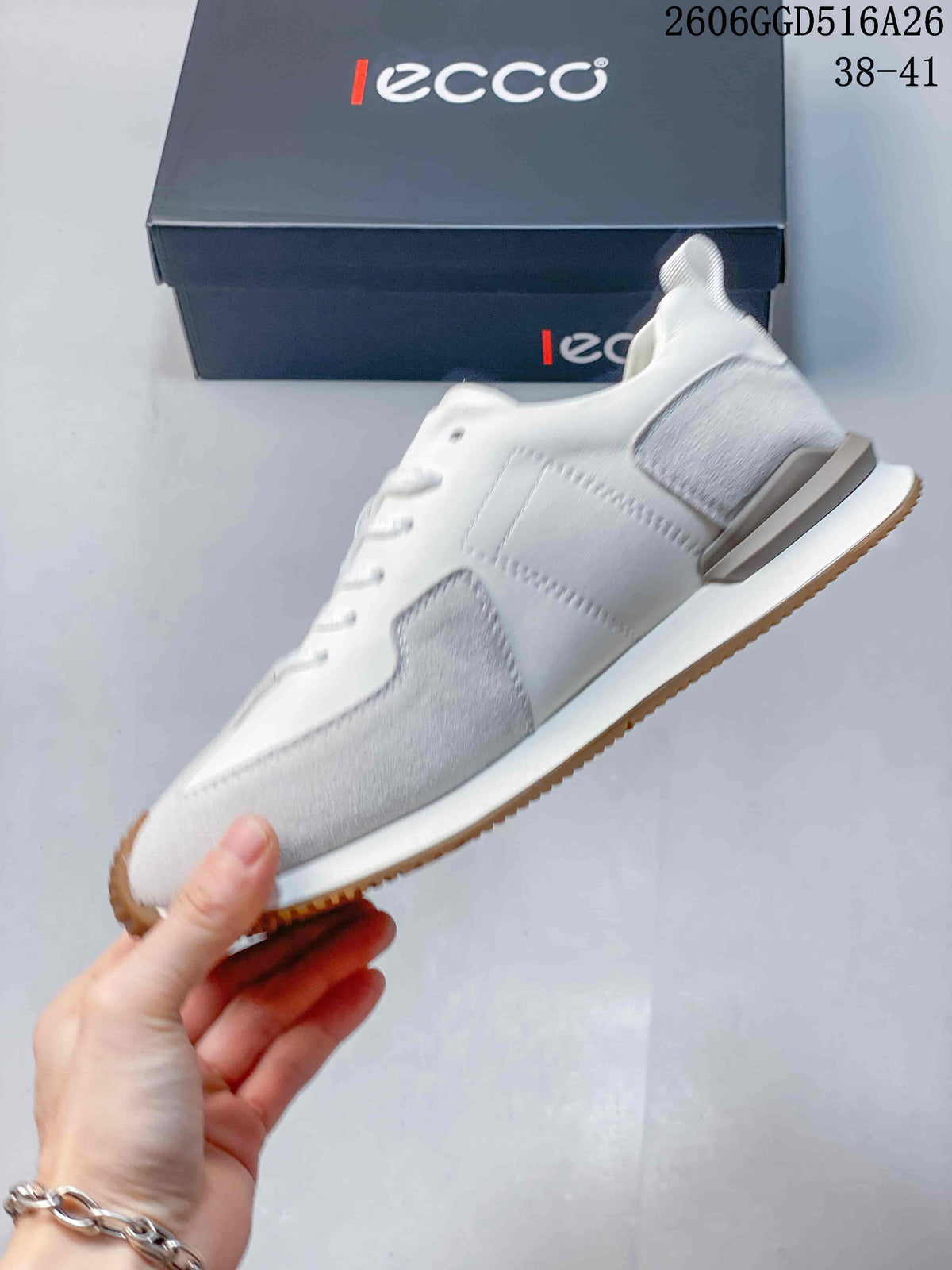 ECCO Men’s White and Gray Lace-Up Sneakers