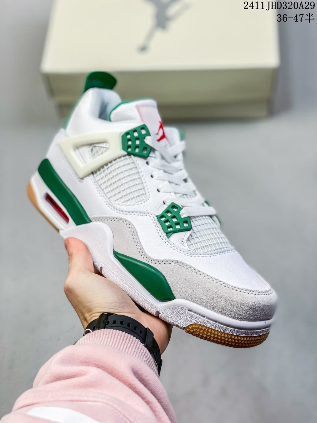 Jordan Air Jordan 4 Retro OG Sneakers White Green Gum