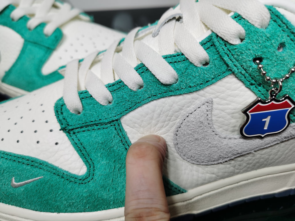 Nike SB Dunk Low Kasina White Mint Green Sneakers