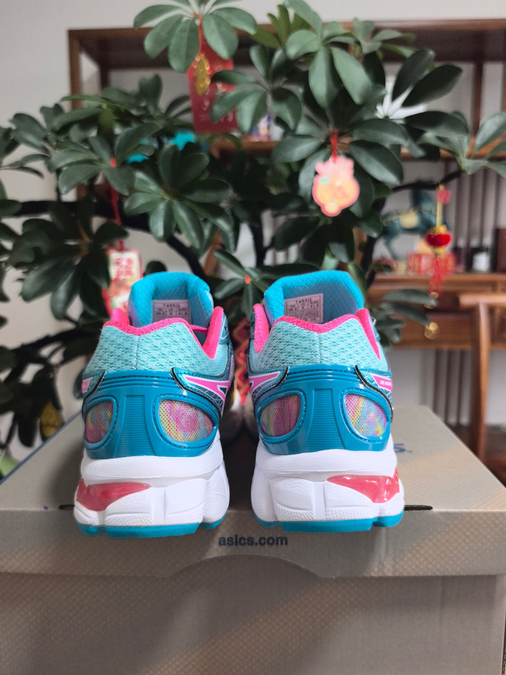 ASICS GEL-Nimbus 16 Sneakers in Pink, Green and Blue