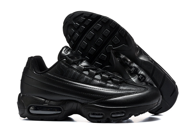 Nike Air Max 95 Lux/Supreme Black Sneakers