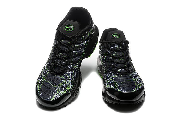 Nike Air Max Plus Black and Green Pattern Sneakers 8909-706