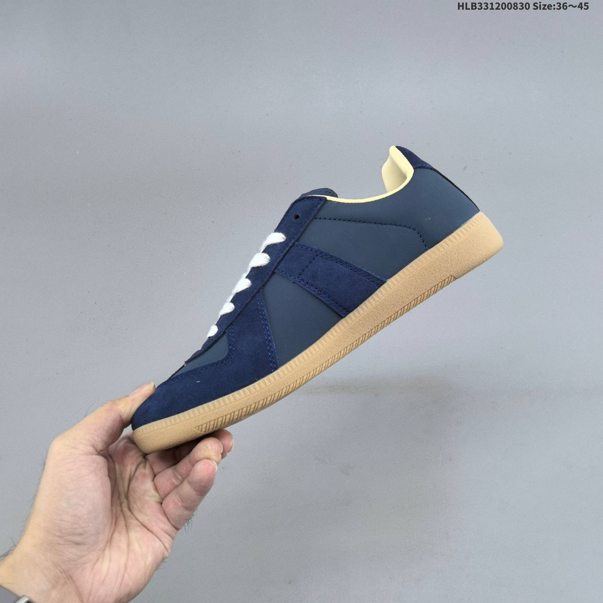 Maison Margiela Replica Low-Top Sneakers