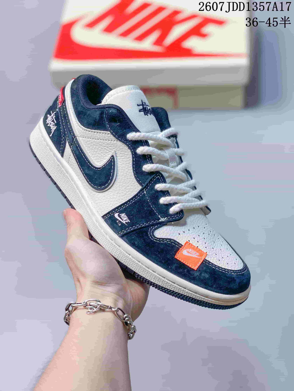 Nike SB Dunk Low Low-Top Sneakers – Six Color Styles