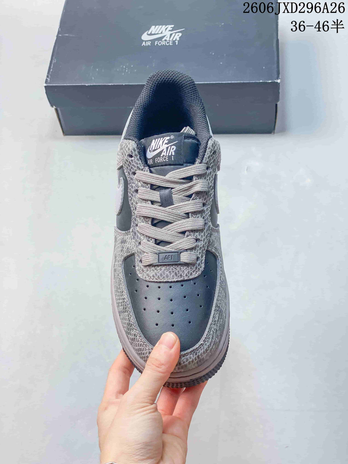Nike Air Force 1 '07 Grey White Low-Top Sneakers