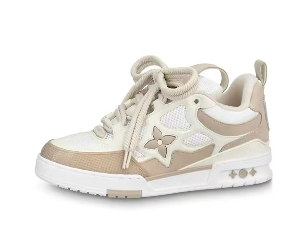 Four-Leaf Motif Low-Top Sneakers in Multiple Colors