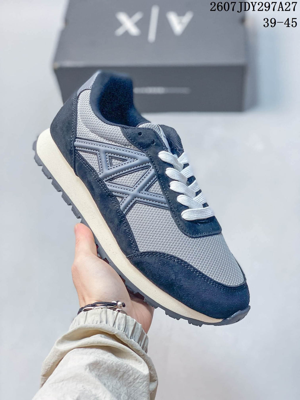 Emporio Armani EA7 X8X241 XK435 Low-Top Sneakers