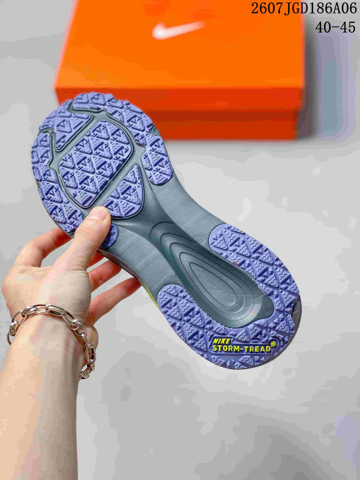 Nike Vomero Plus Run Gray Running Sneakers