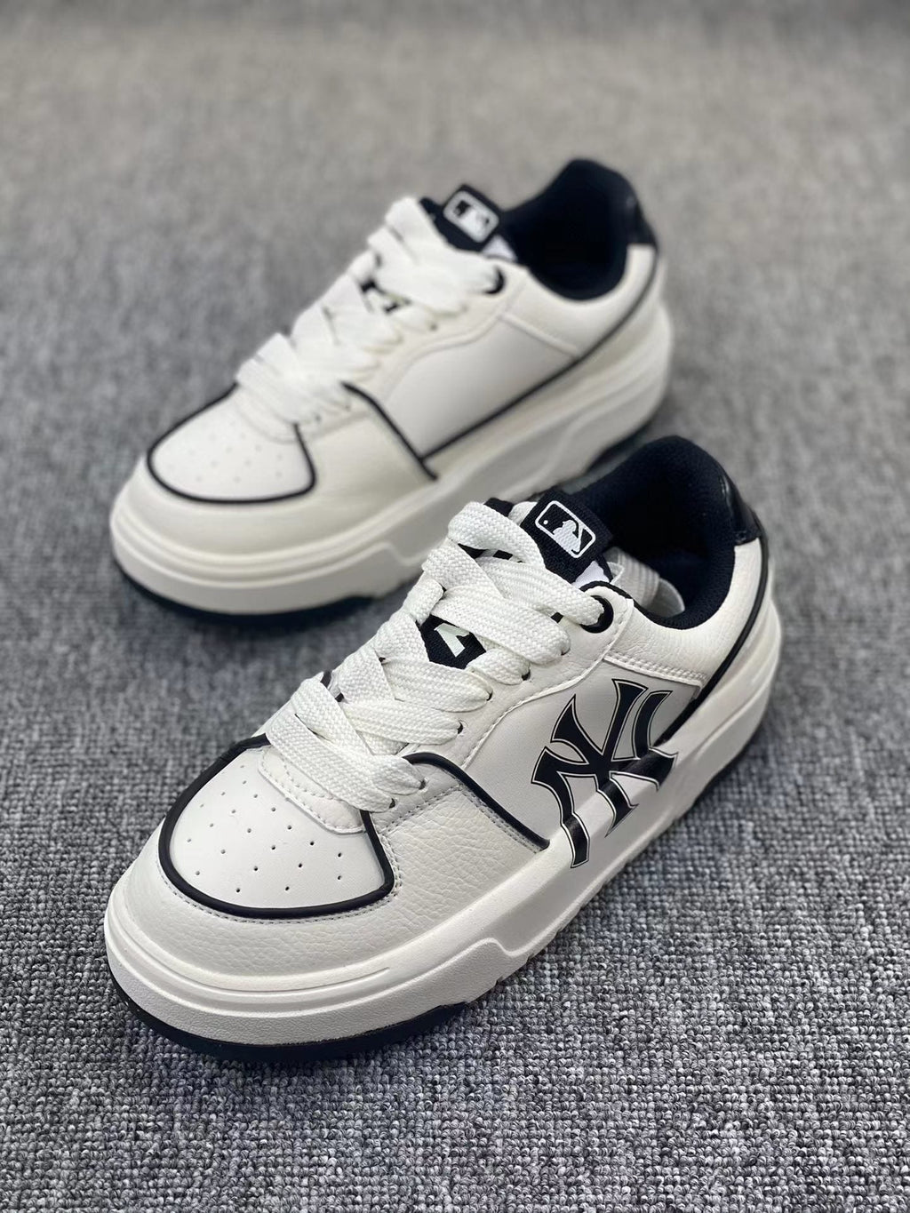 MLB Chunky Low-Top Sneakers in White