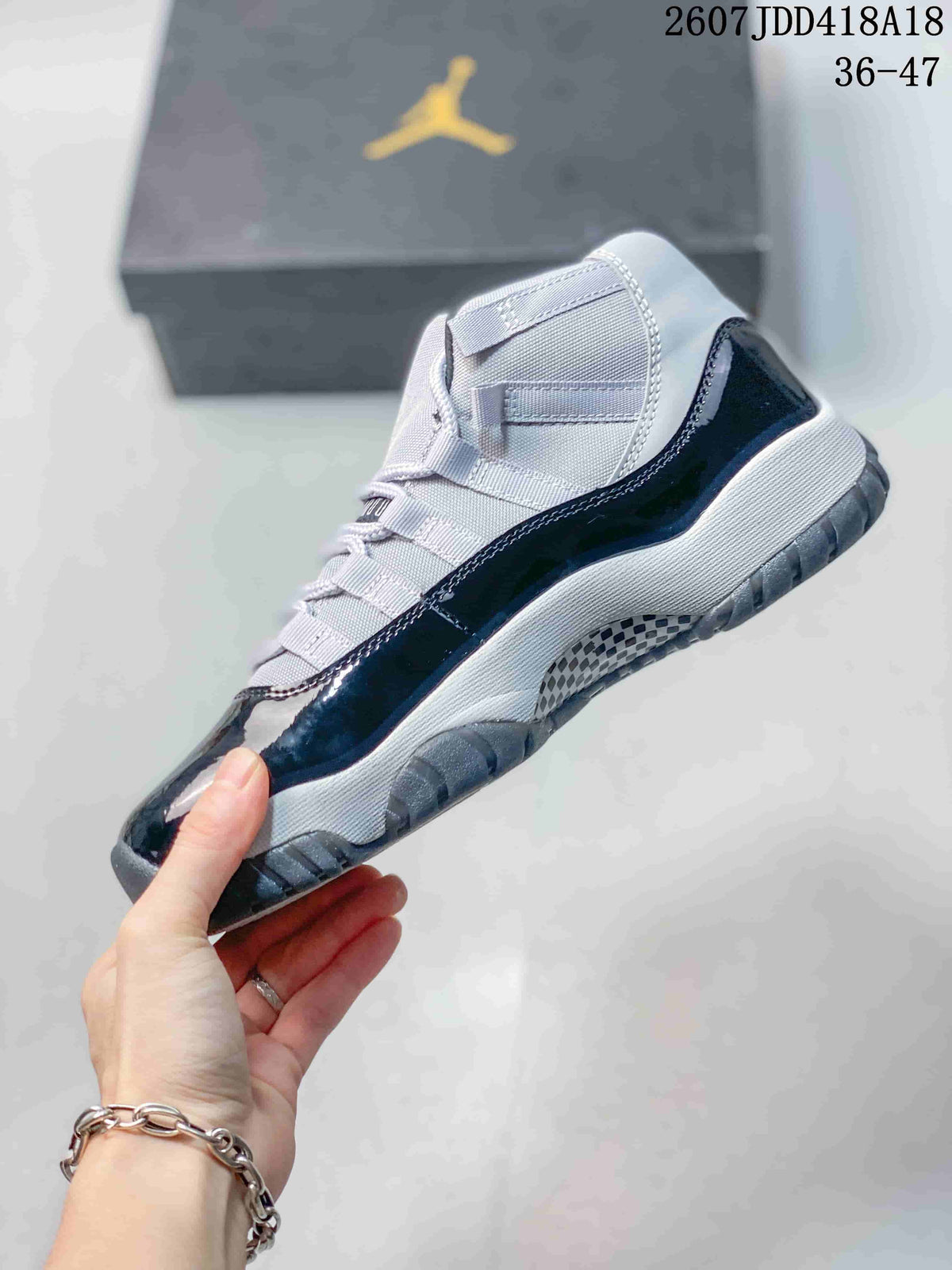 Jordan Air Jordan 11 Retro High-Top Sneakers Navy Grey 2607JDD418A18