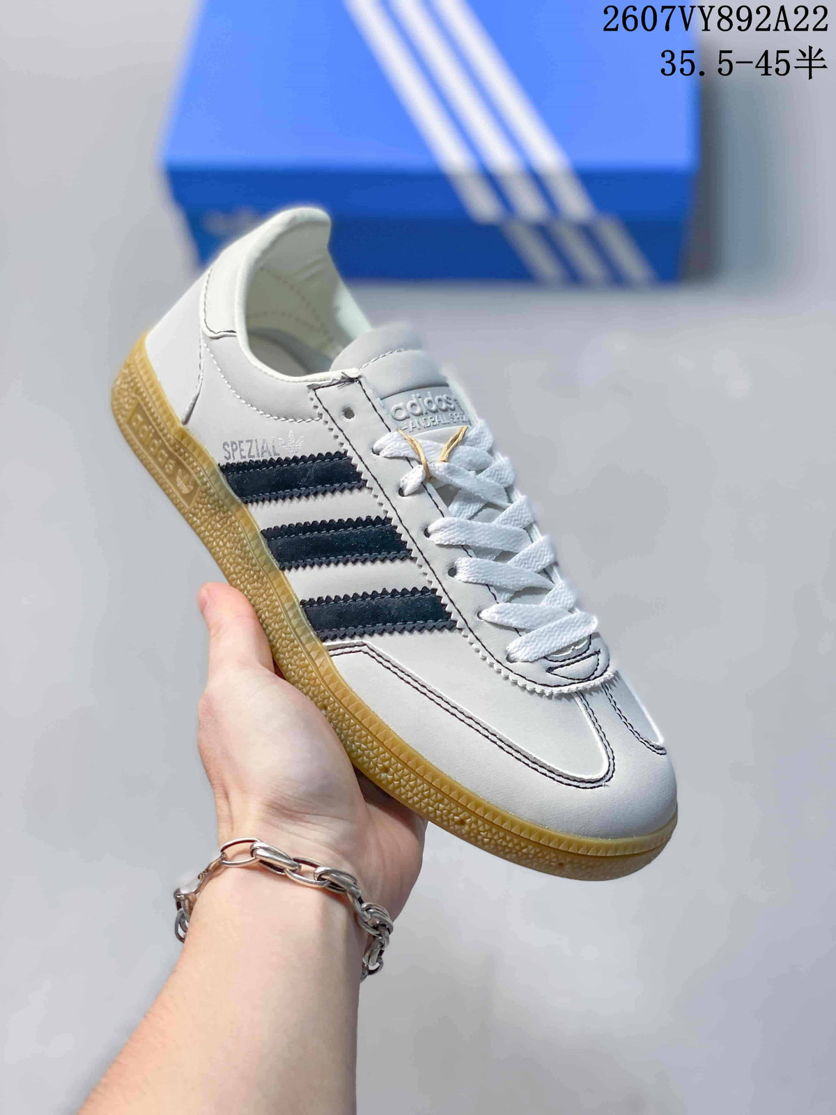 adidas Samba Vegan OG Low-Top Sneakers White Gum Sole
