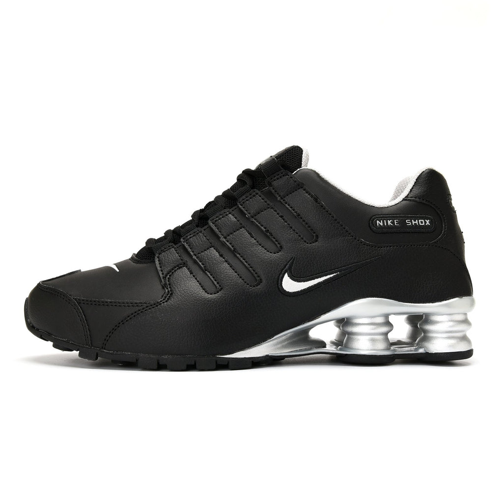 Nike Shox NZ Low-Top Sneakers