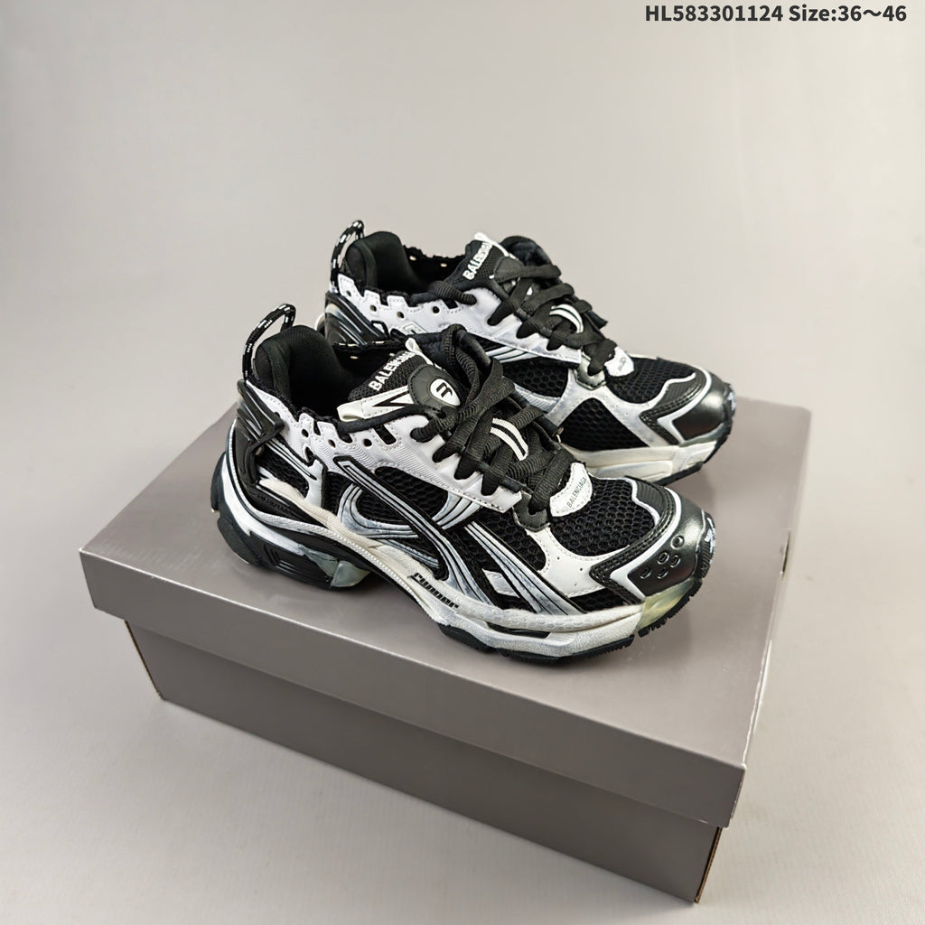 Balenciaga Runner Sneaker Low-Top Mesh Style