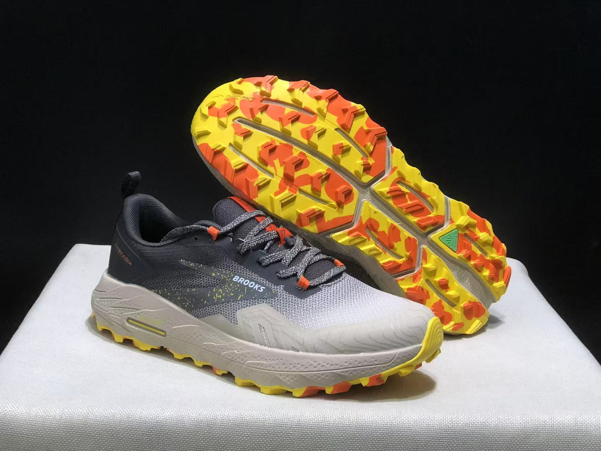 Brooks Cascadia 17 Trail Running Shoes