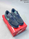 Nike Big Nike Low Lux Sneakers Black Green JD387A17