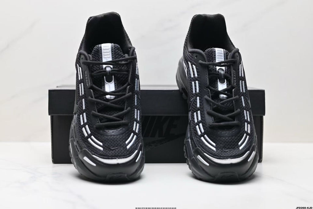 Nike Air Max Plus Black Silver Sneakers