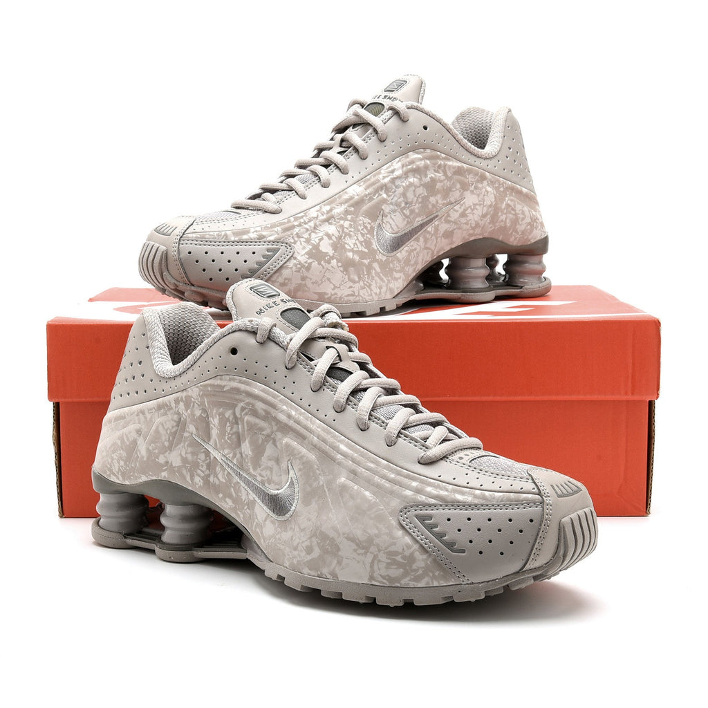 Nike Shox R4 Sneakers in Light Grey Embossed Style