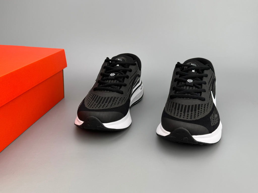 Nike Journey Run Black and White Running Shoes FN0228-001