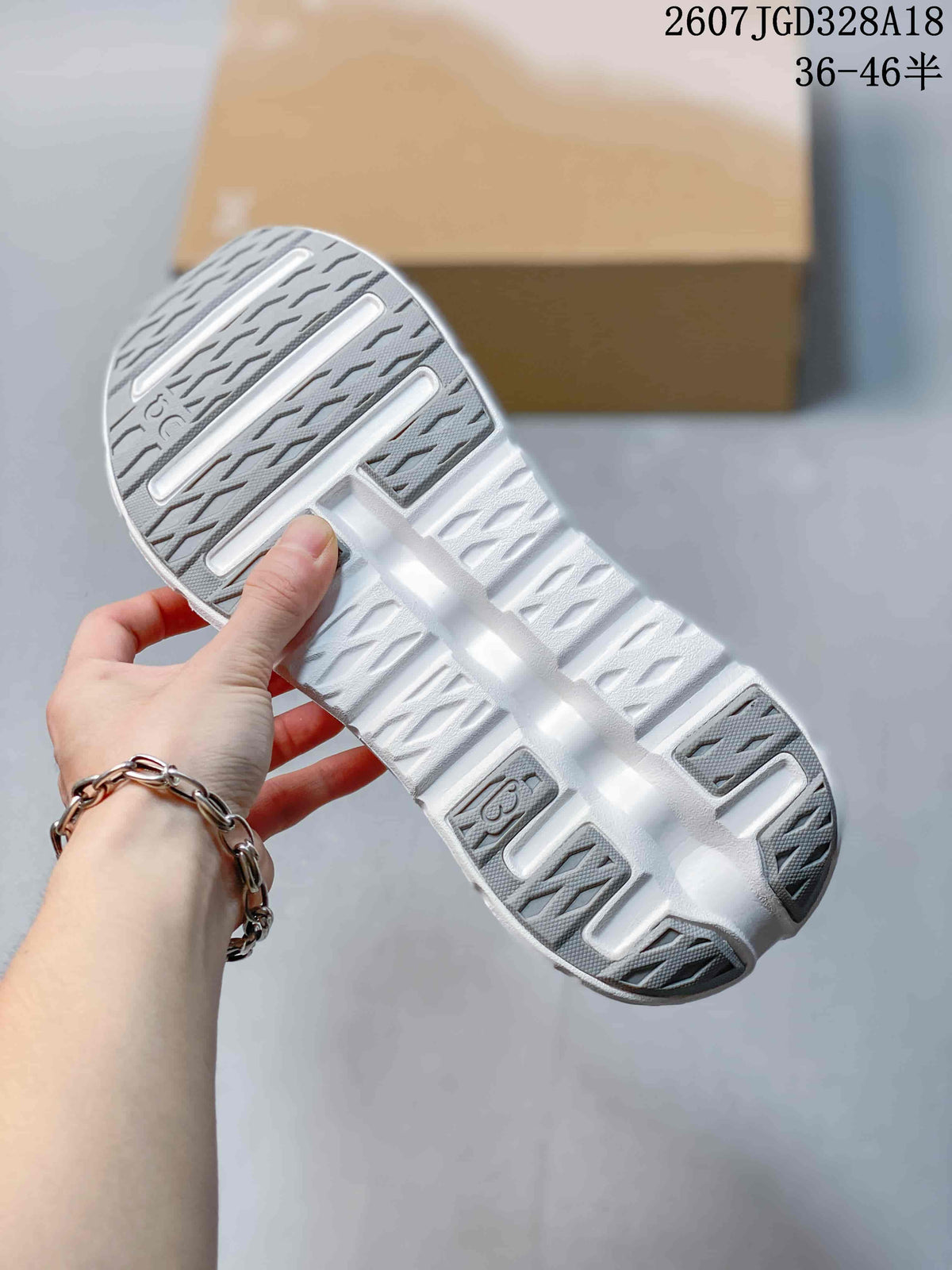 On Cloudtilt Sneakers White Lavender 2607TGD328A18