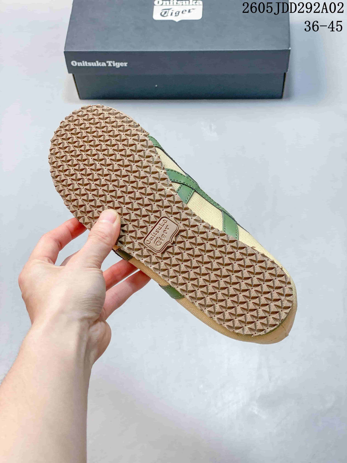 Onitsuka Tiger Mexico 66 Slip-On Sneakers Beige Green 2605JDD292A02
