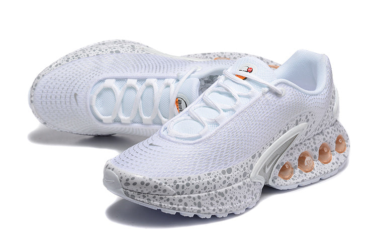 Nike Air Max DN SE White and Grey Sneakers