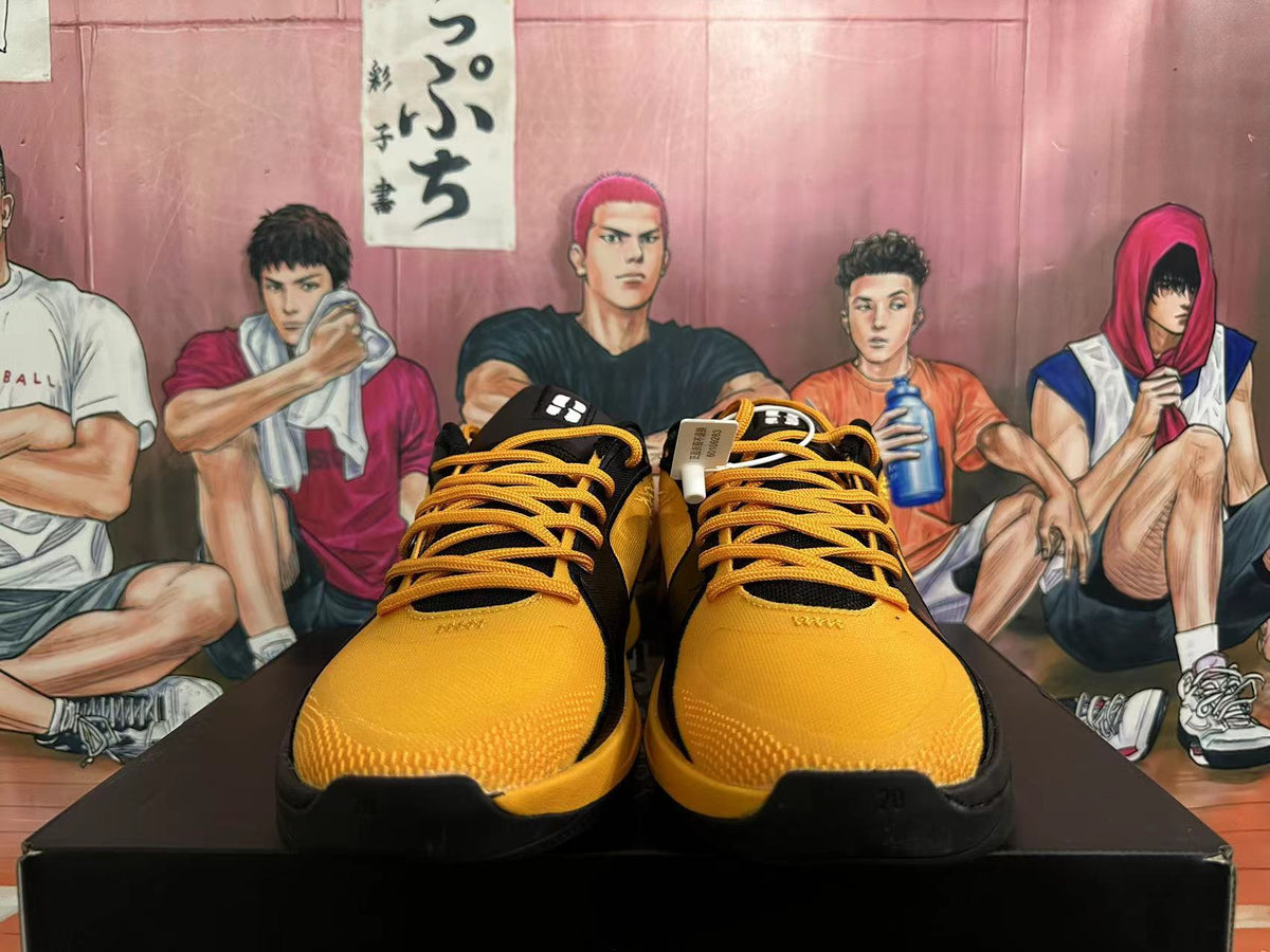 Nike Basketball Shoes Black and Yellow