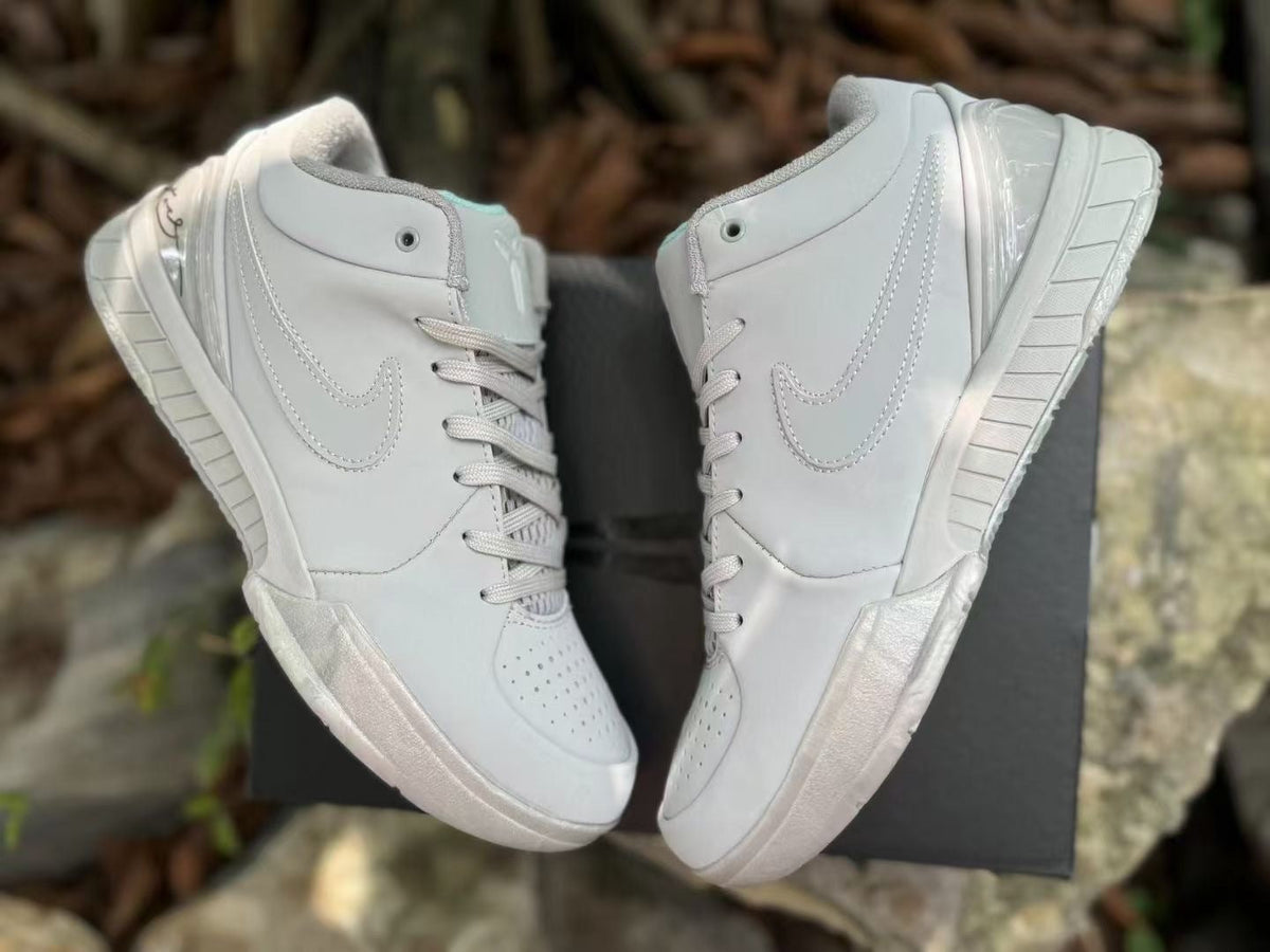 Nike Kobe 4 Basketball Shoes White Mamba Mentality