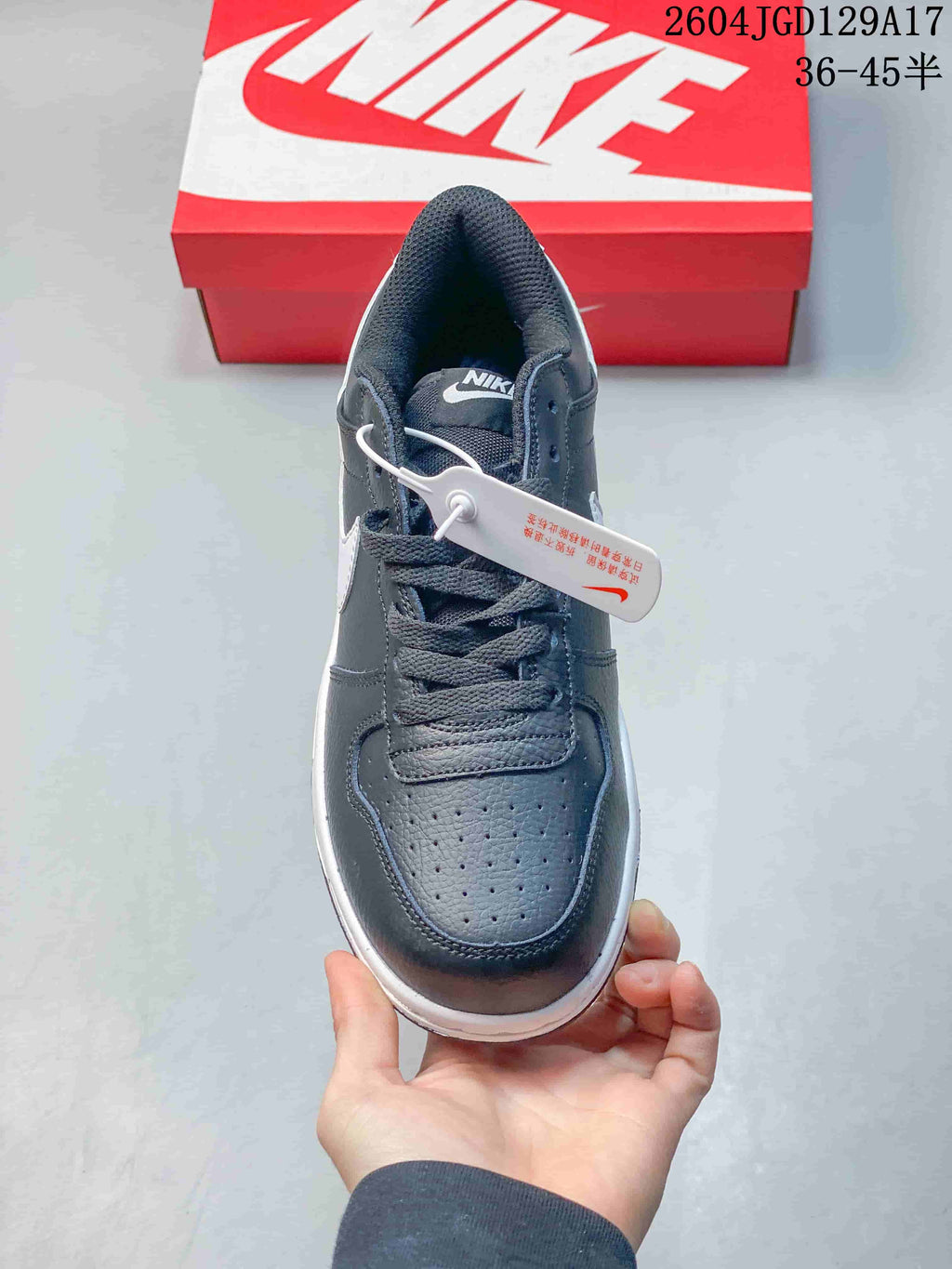 Nike Big Low Men's Low-Top Sneakers, Navy and White 355152