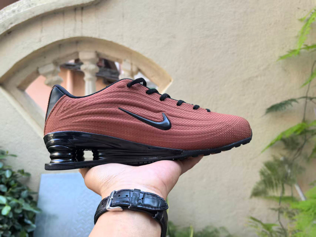 Nike Shox-Style Low-Top Sneakers with Spring Heel