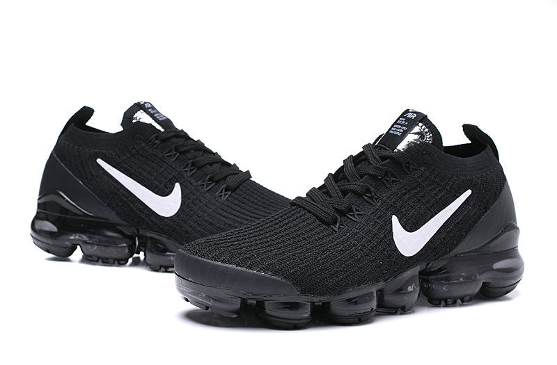 Nike Air VaporMax Flyknit Black White AJ6900-001 Sneakers