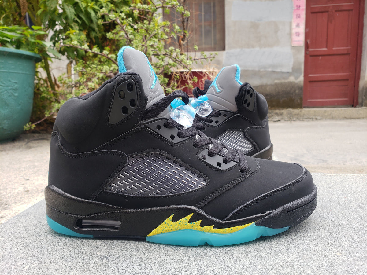 Jordan 5 Retro Black Taxi High-Top Sneakers