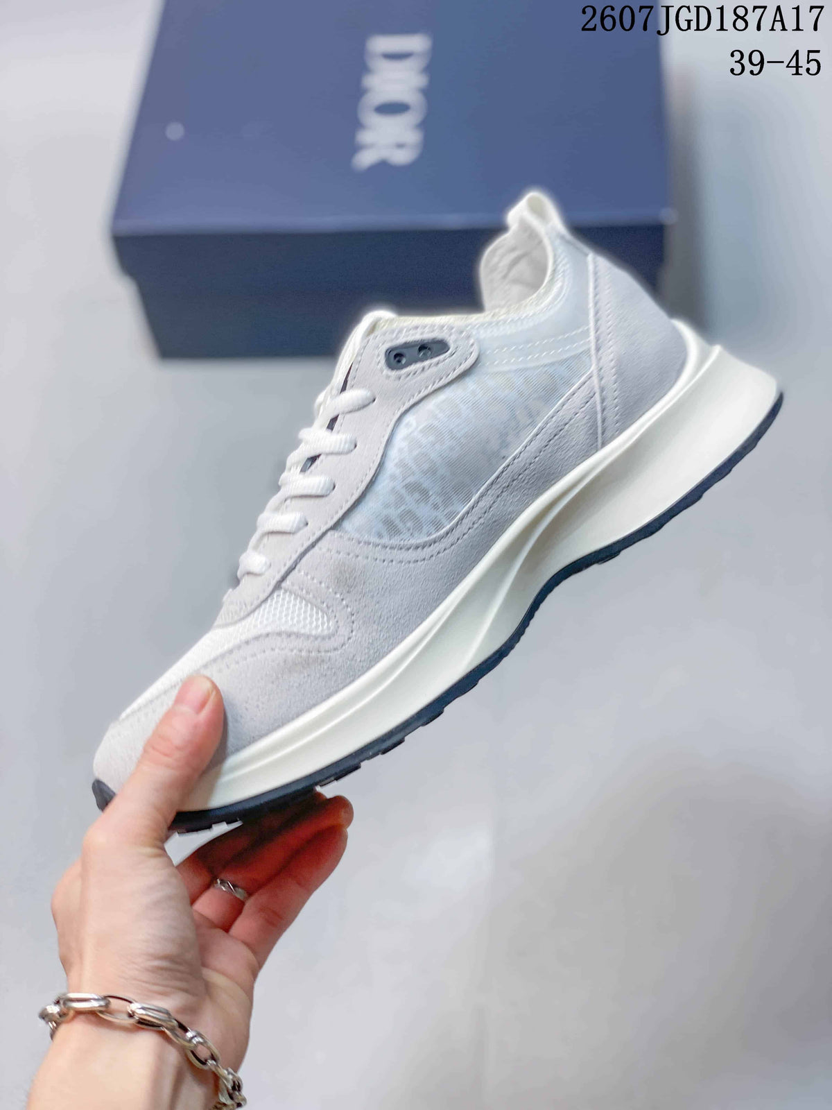 Dior B25 Runner Low-Top Sneakers White and Gray 2607JGD187A17