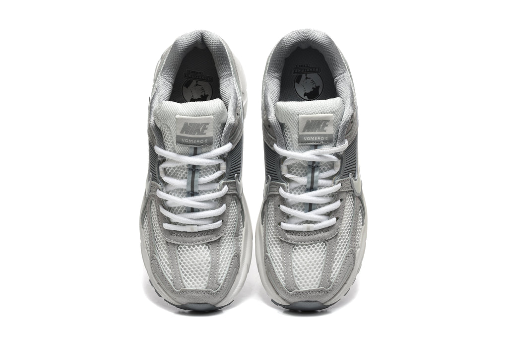 Nike Vomero 5 Sneakers in Grey and White
