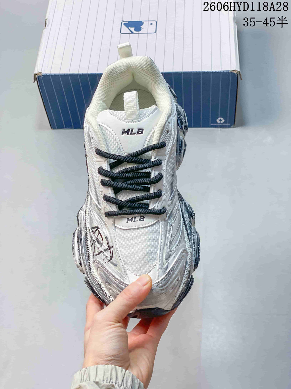 MLB Los Angeles Dodgers Silver Low-Top Sneakers