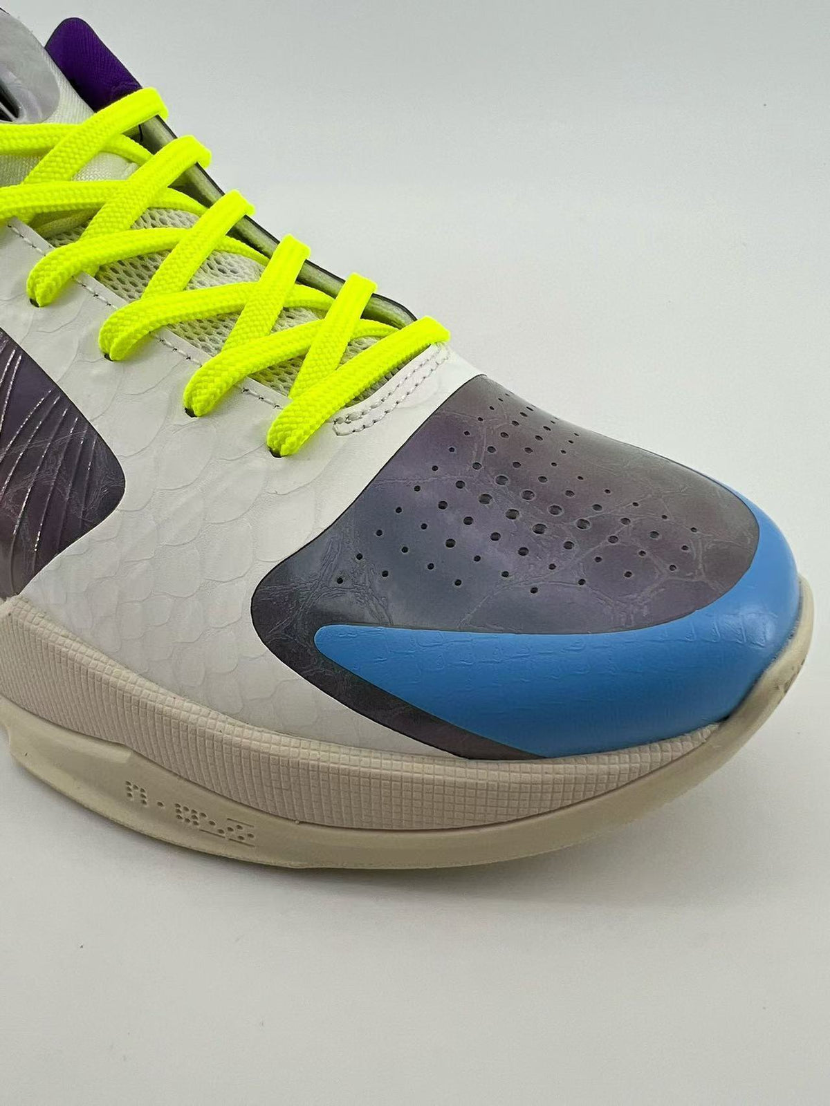 Nike Kobe 5 Protro Basketball Shoes CD4991-004