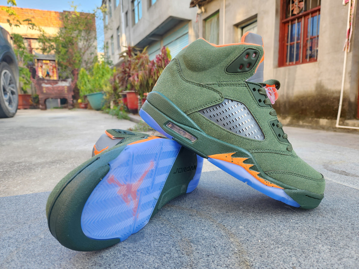 Air Jordan 5 High-Top Sneakers Green and Orange
