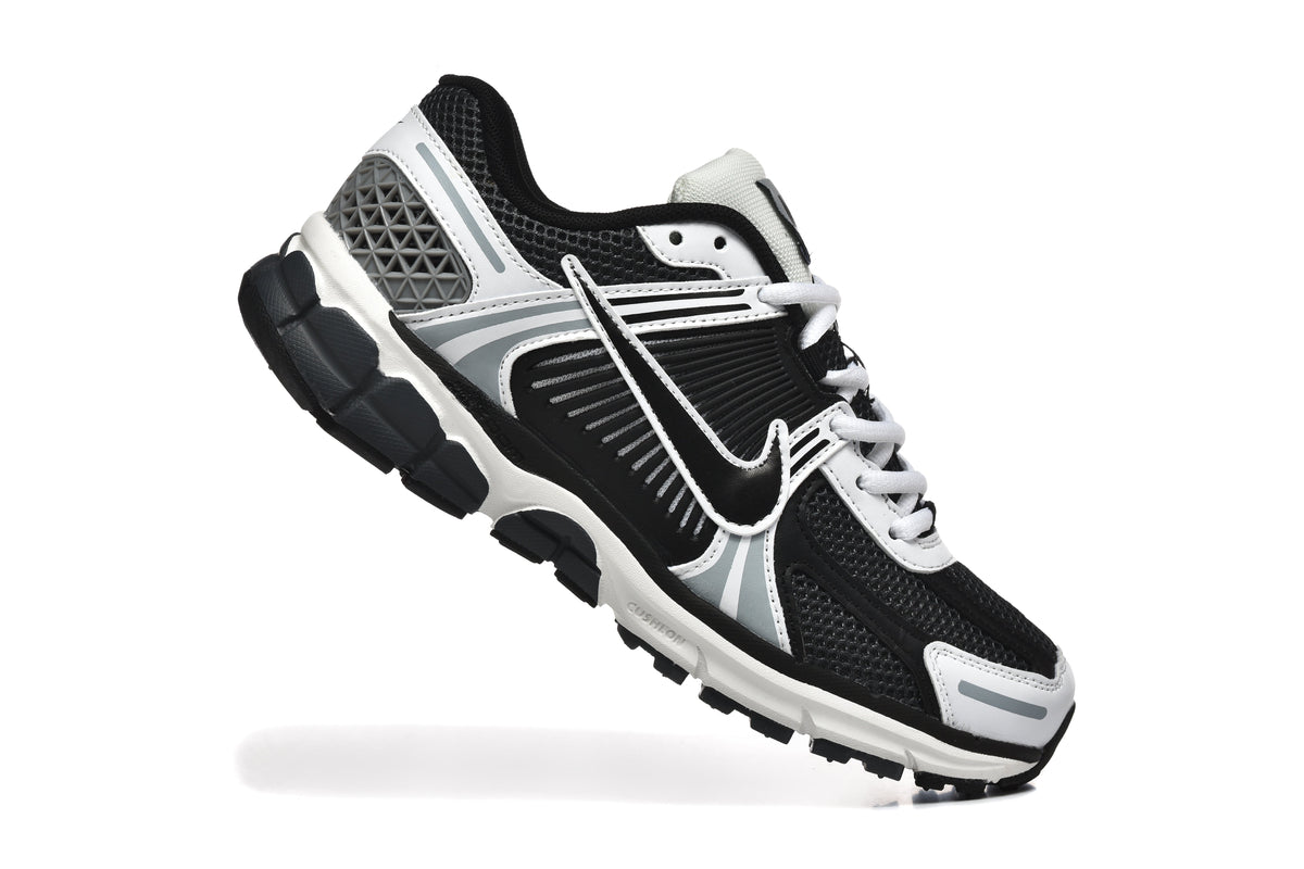 Nike Vomero 5 Sneakers Black White Grey