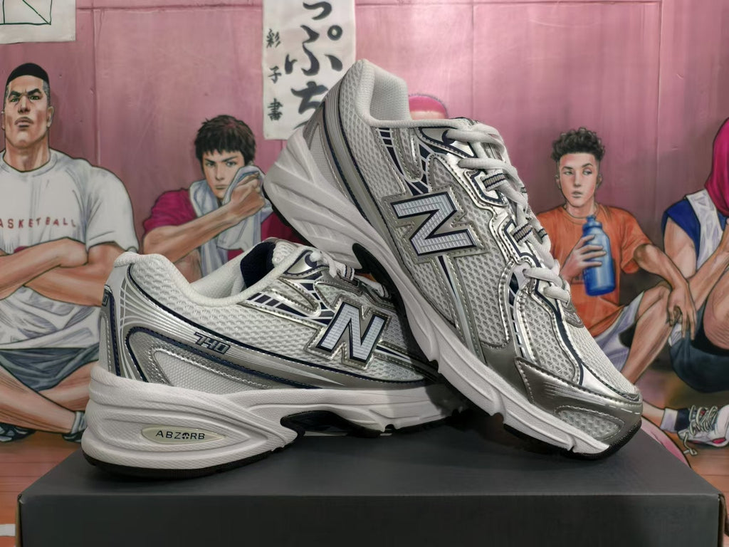 New Balance 530 Silver Sneakers