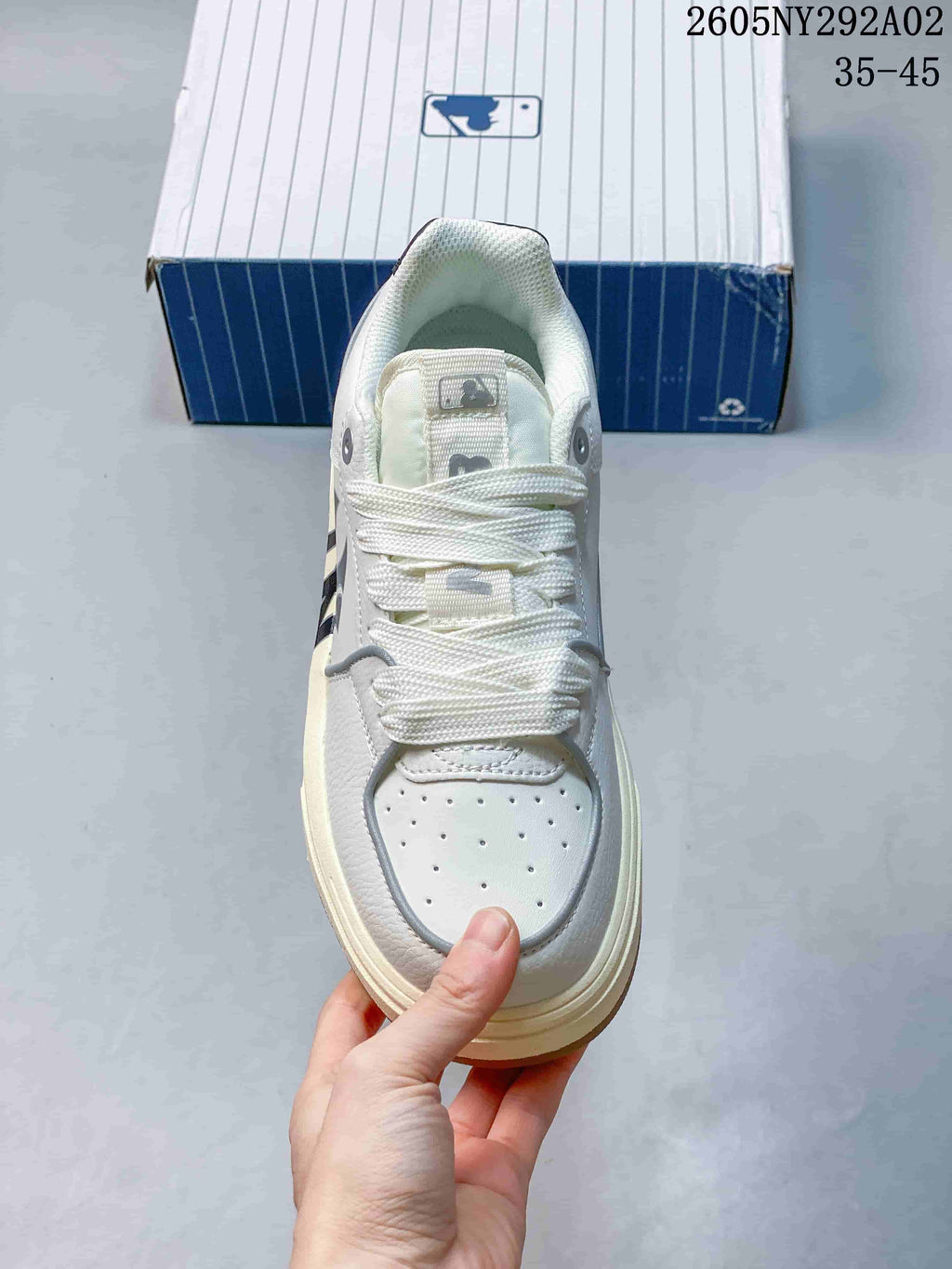 MLB Chunky Liner Low-Top Sneakers White 3ASXCA12N