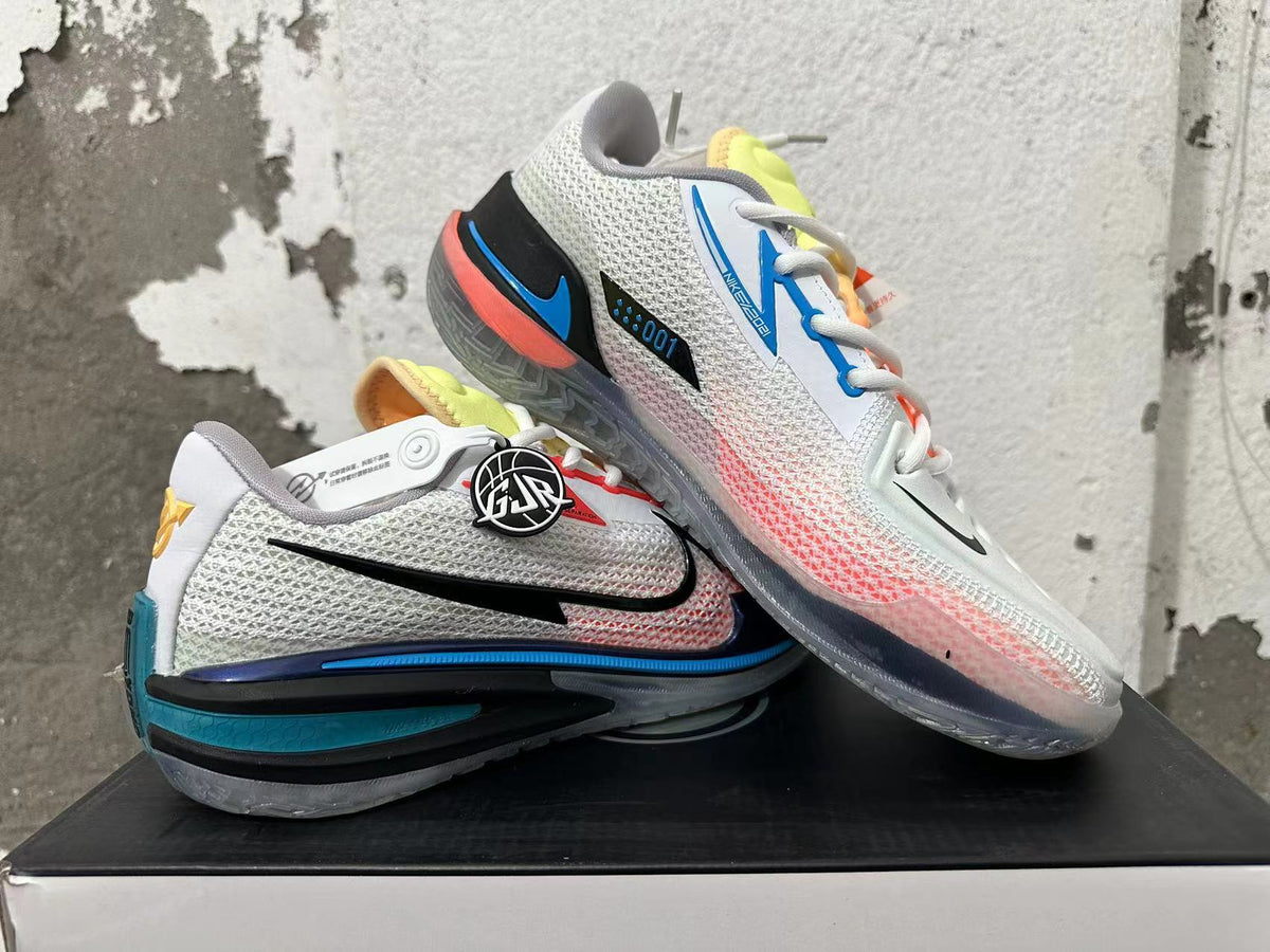 Nike Zoom GT Cut Basketball Shoes White Blue