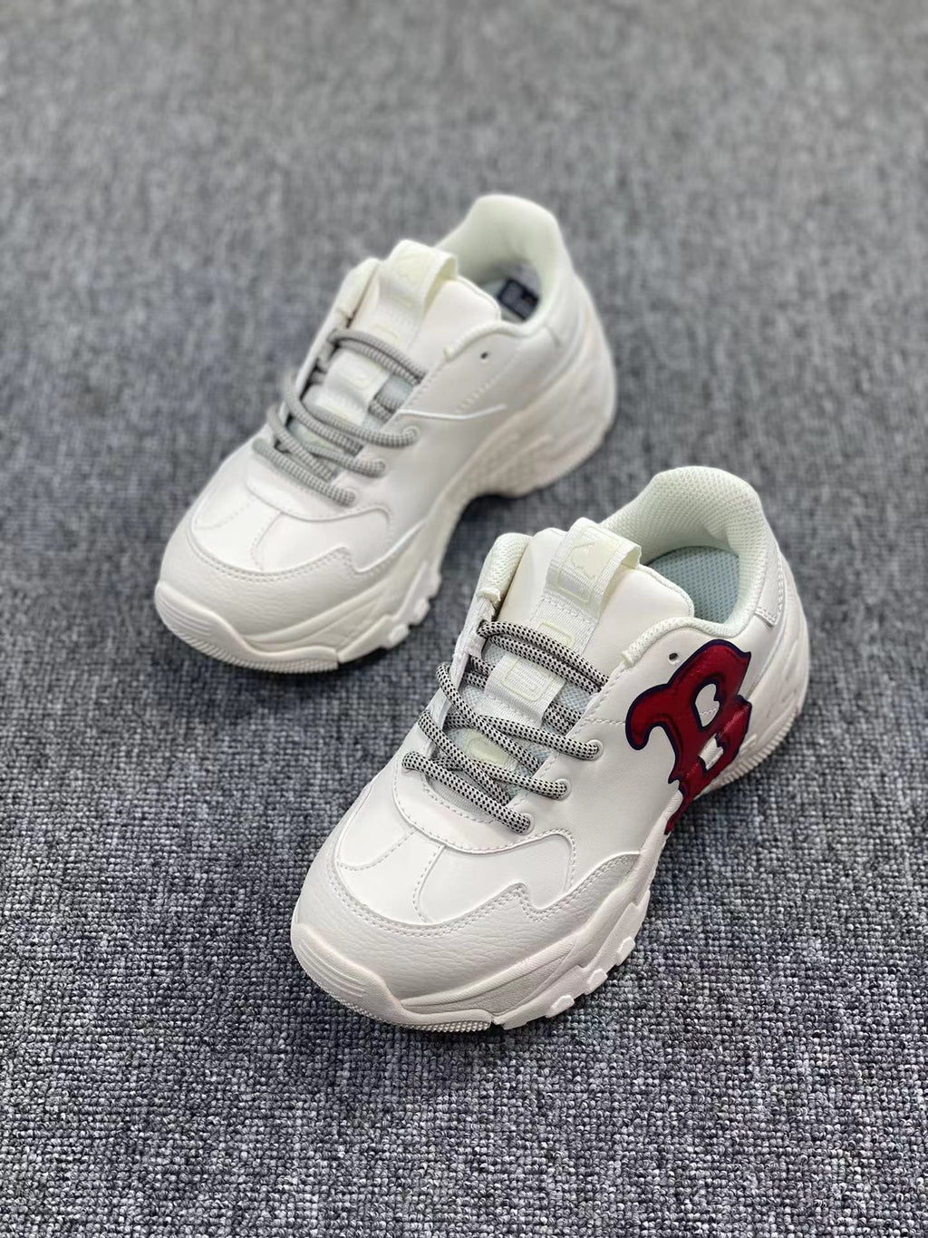MLB Chunky Low-Top Sneakers in White