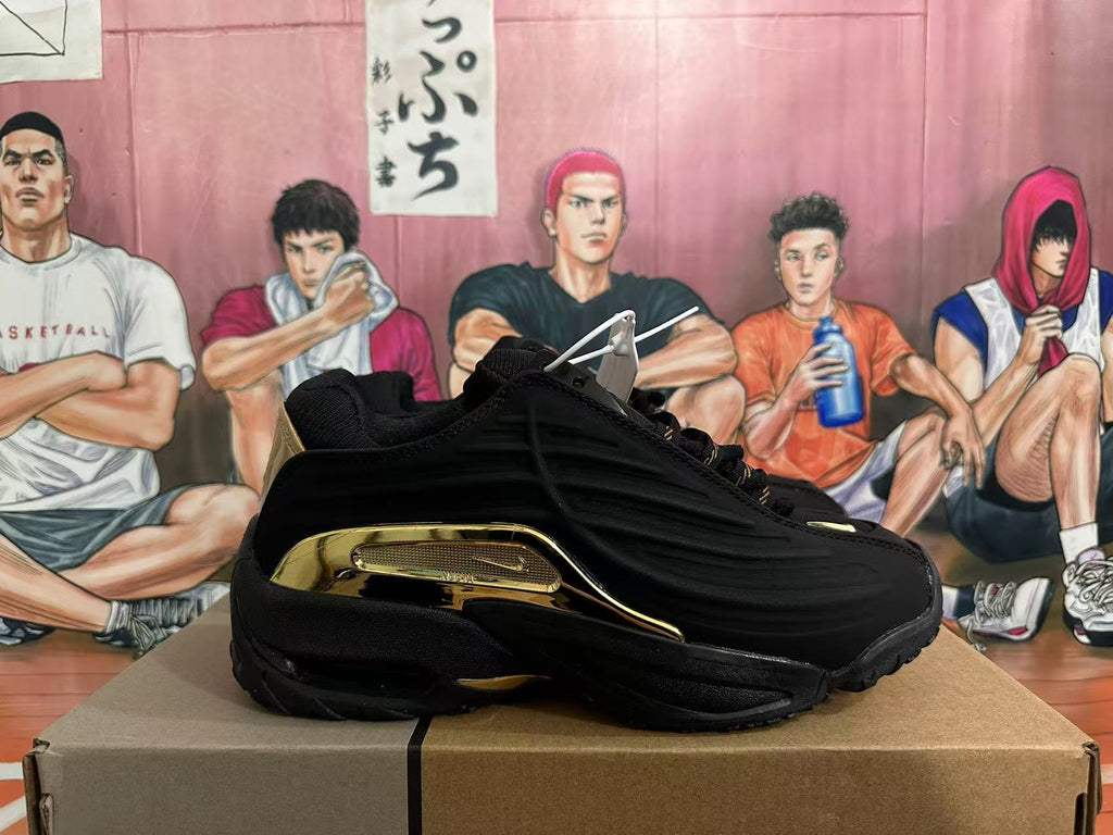 Nike LeBron 21 Black Gold Basketball Shoes