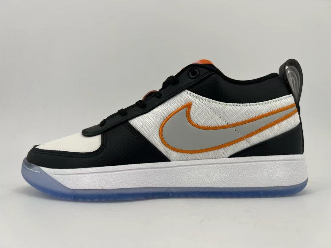 Nike Low-Top Sneakers White Black Orange Translucent Sole