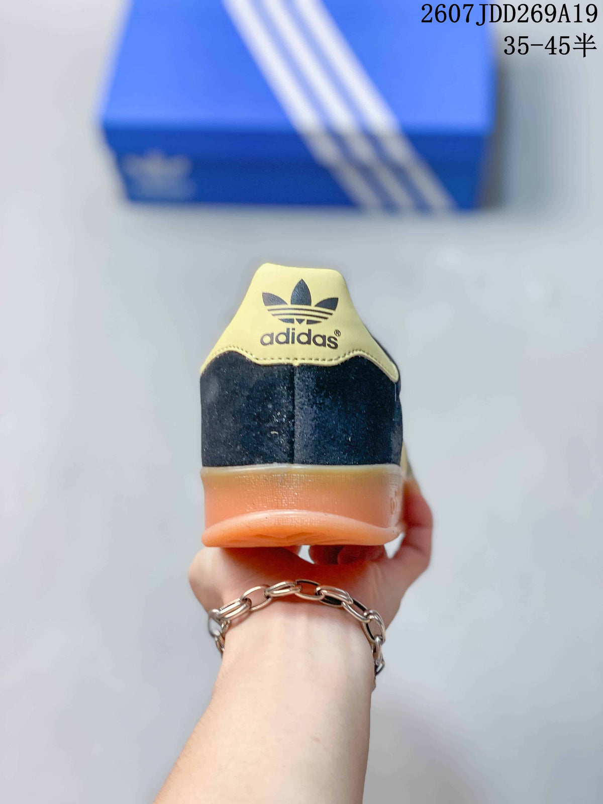 Adidas Originals Gazelle Black Gold Sneakers JI1371