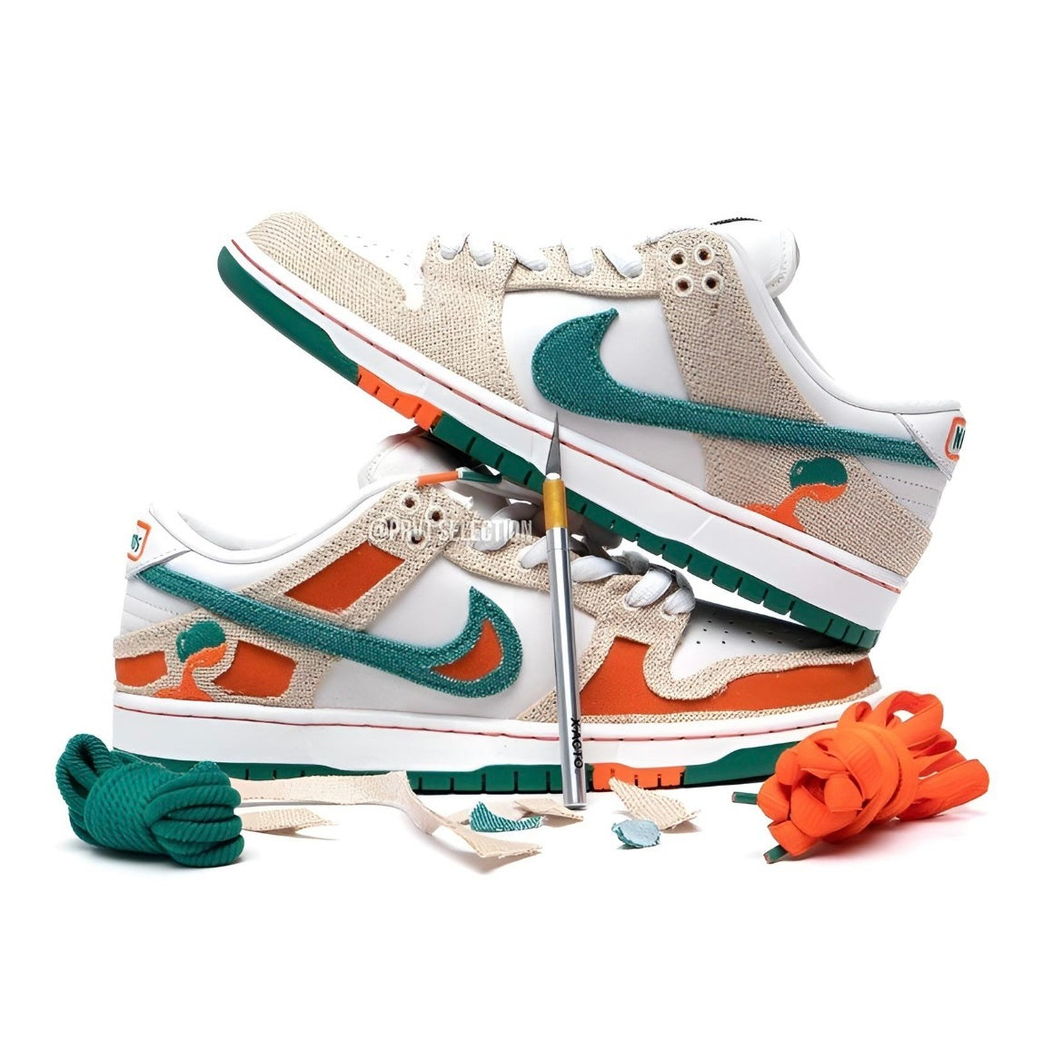 Nike SB Dunk Low Jarritos Collaboration Sneakers FD0860-001