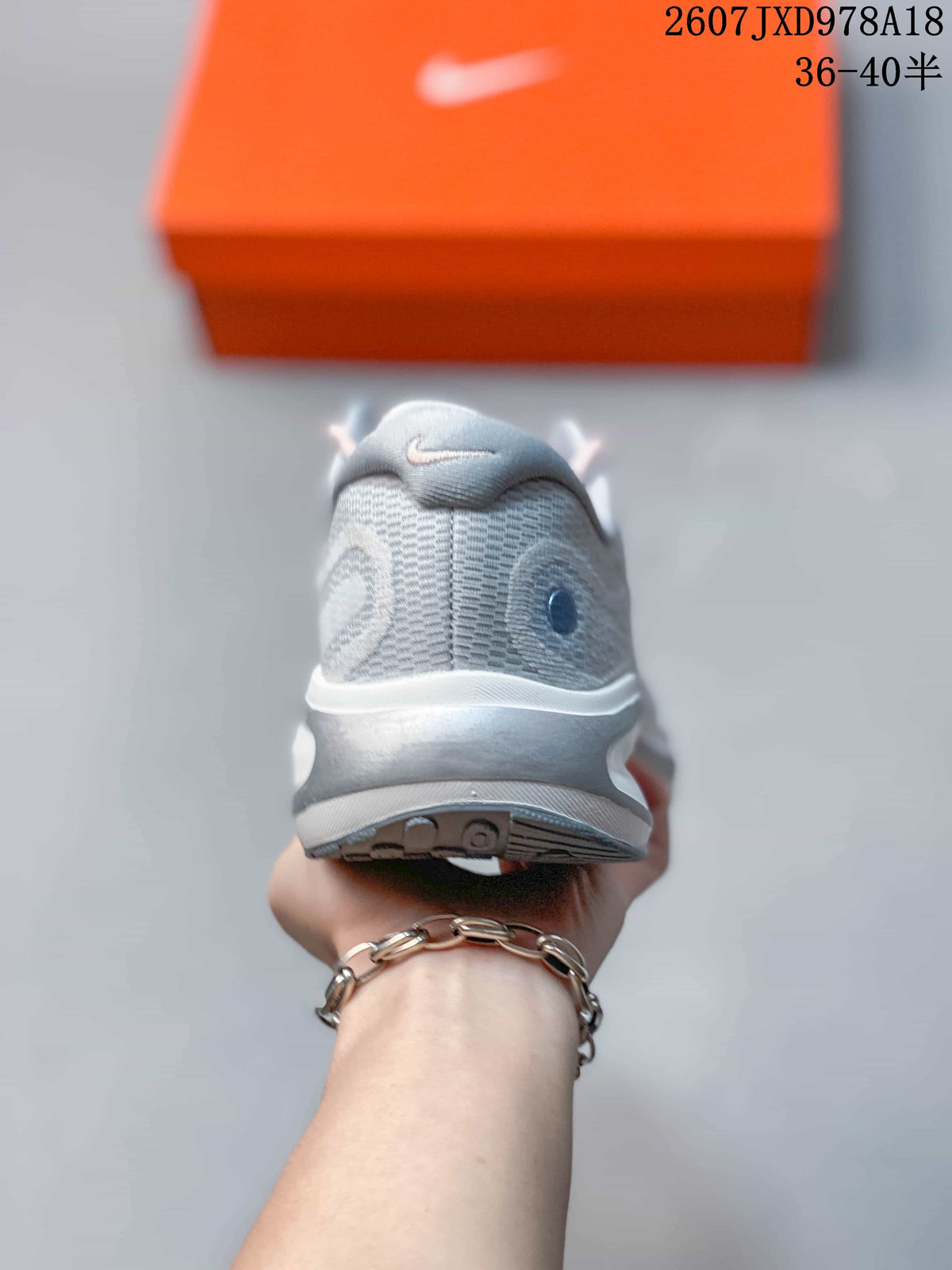 Nike Journey Run Running Shoes Light Gray 2607JXD978A18
