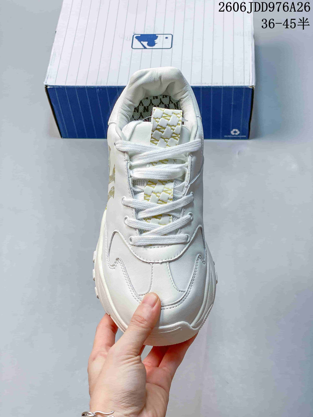 MLB Big Ball Chunky A Running Sneakers White Gold 32SHCM011